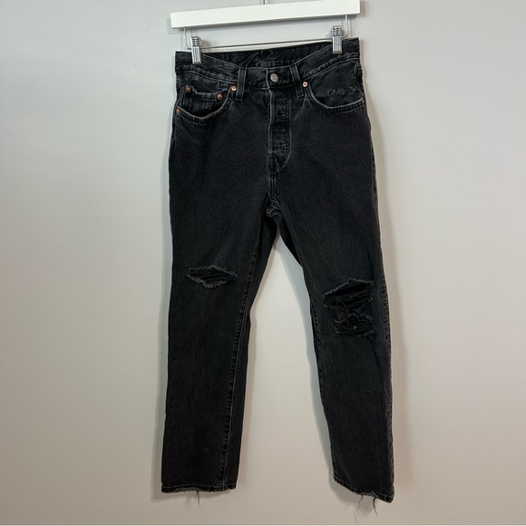 Levi's 501 High Rise Black Ripped Distressed Straight Jean Women’s Size 28” - Picture 1 of 7